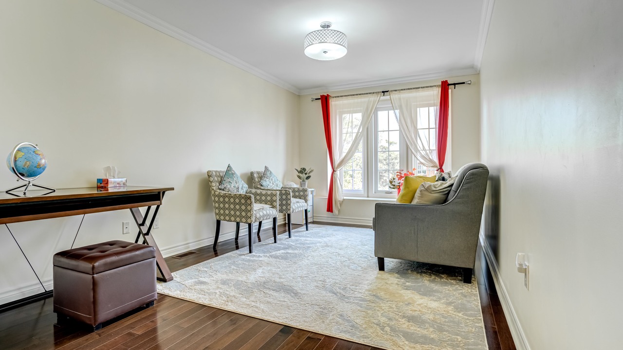 Photo of Livingroom in Brampton