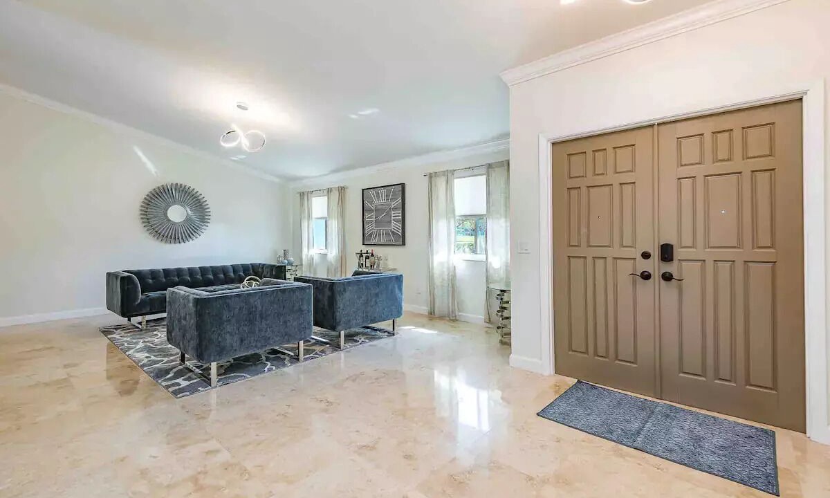 Photo of Livingroom in Jog Road