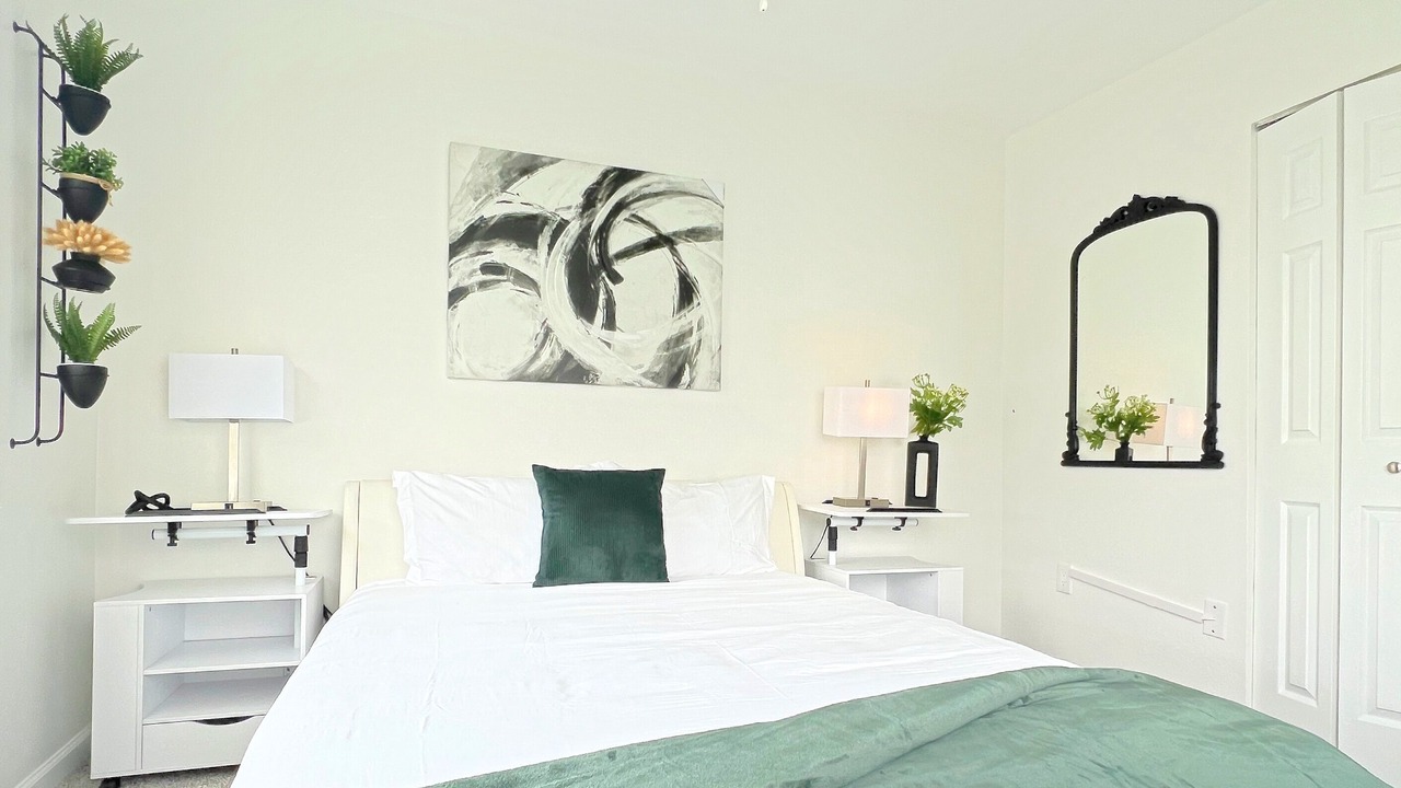 Photo of Bedroom in Hillcrest Estates