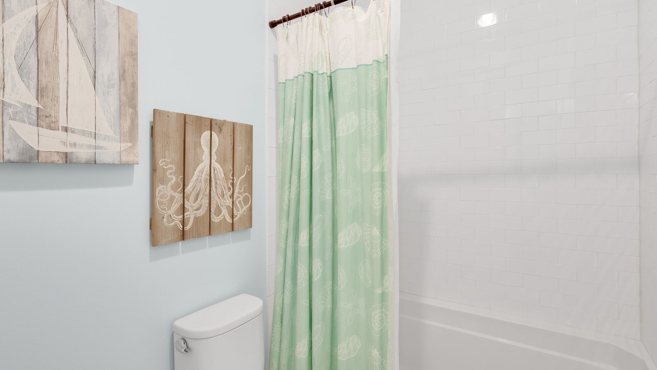 Photo of Bathroom in Greenway Park