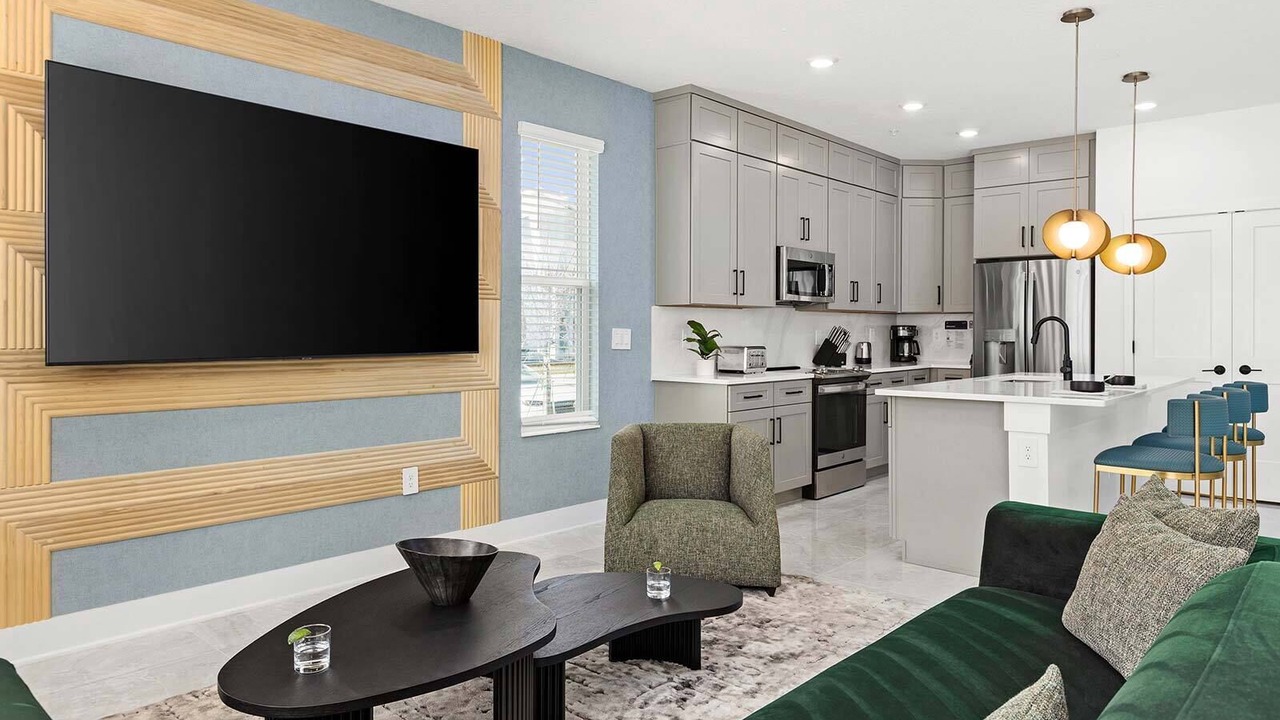 Photo of Livingroom in Florida Center