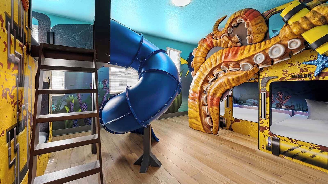 Photo of Bedroom in Florida Center