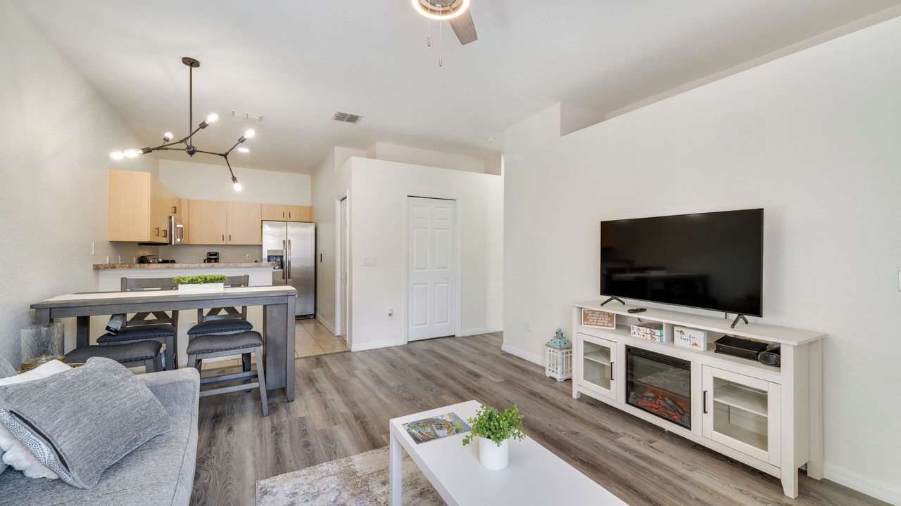 Photo of Livingroom in Haines City