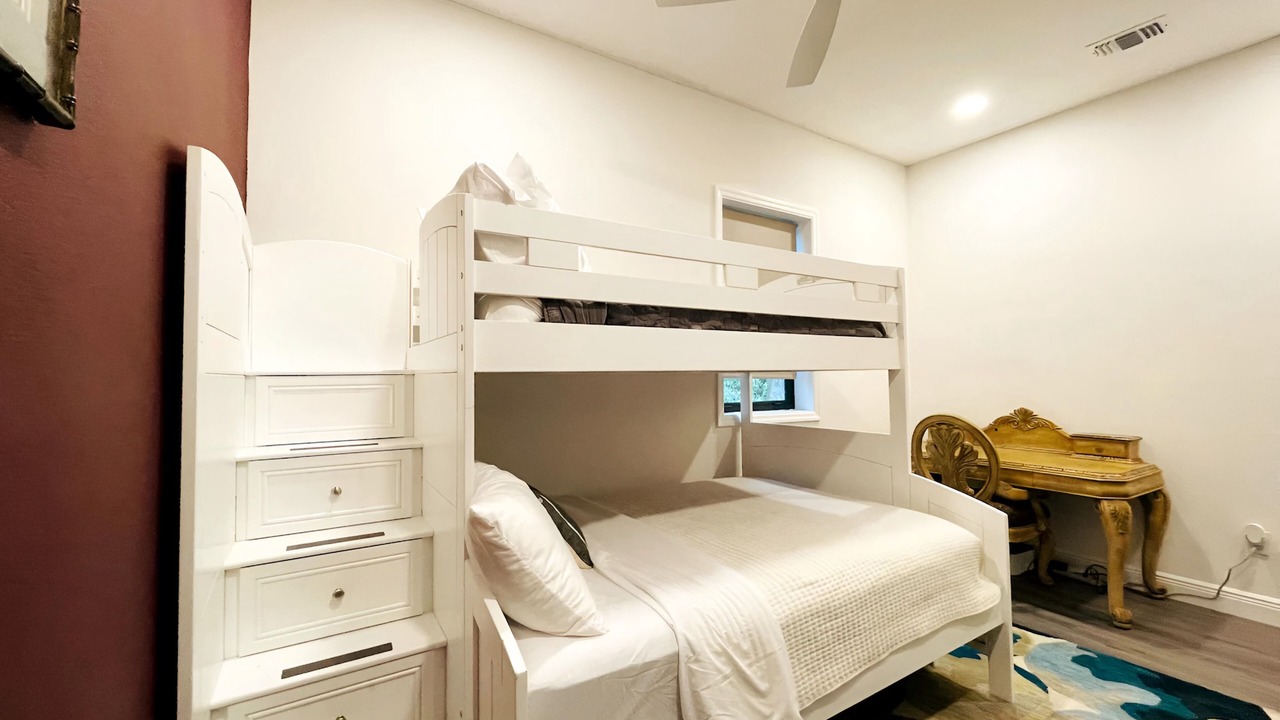 Photo of Bedroom in East County Civic Group