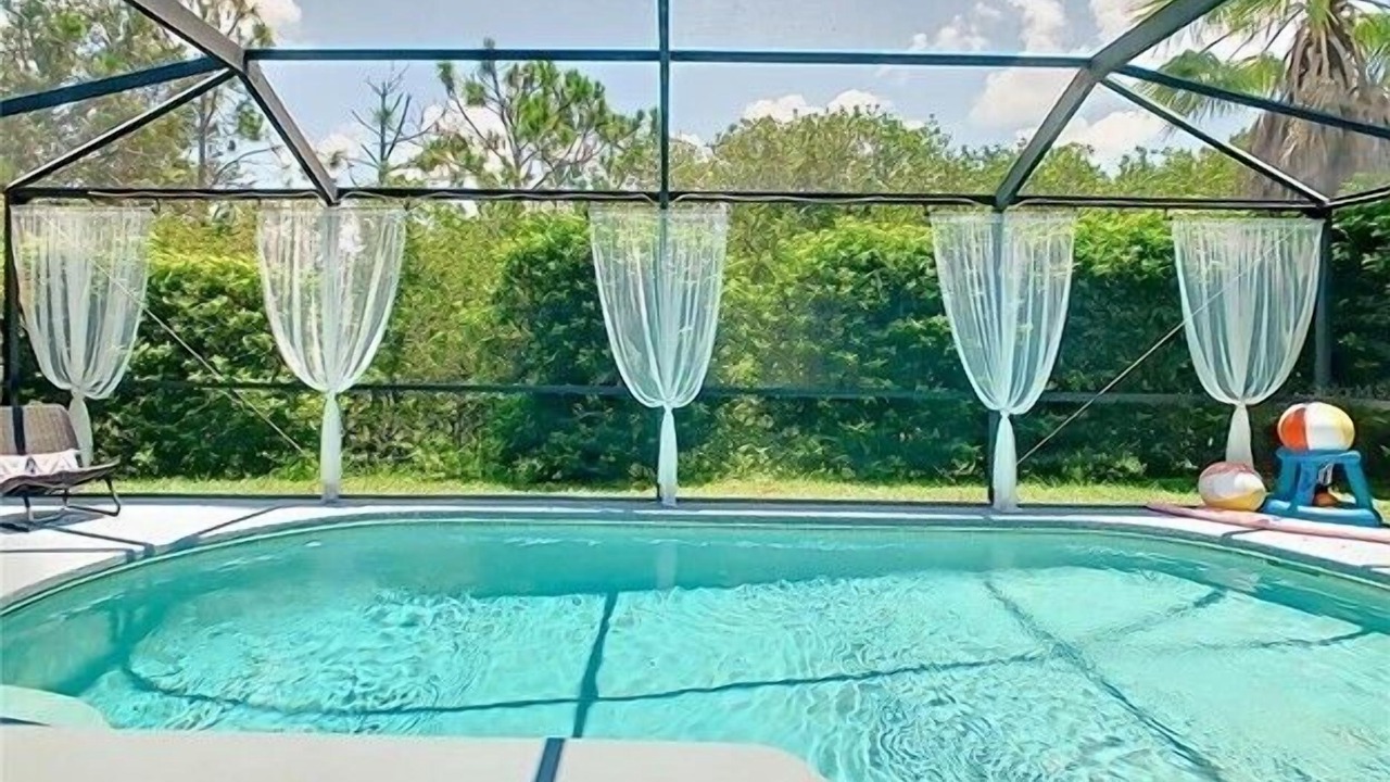 Photo of Outdoor in Hillcrest Estates