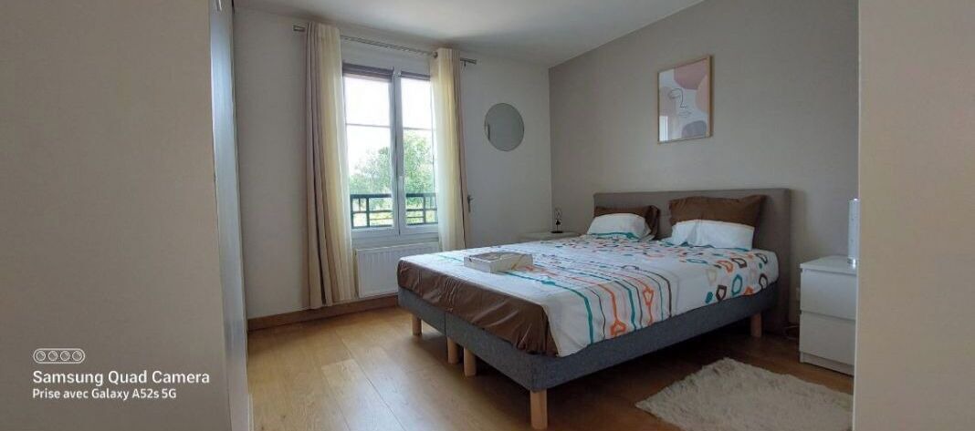Photo of Bedroom in Epinay-sur-Seine