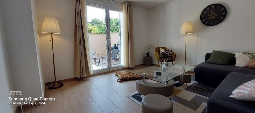 Photo of Livingroom in Epinay-sur-Seine
