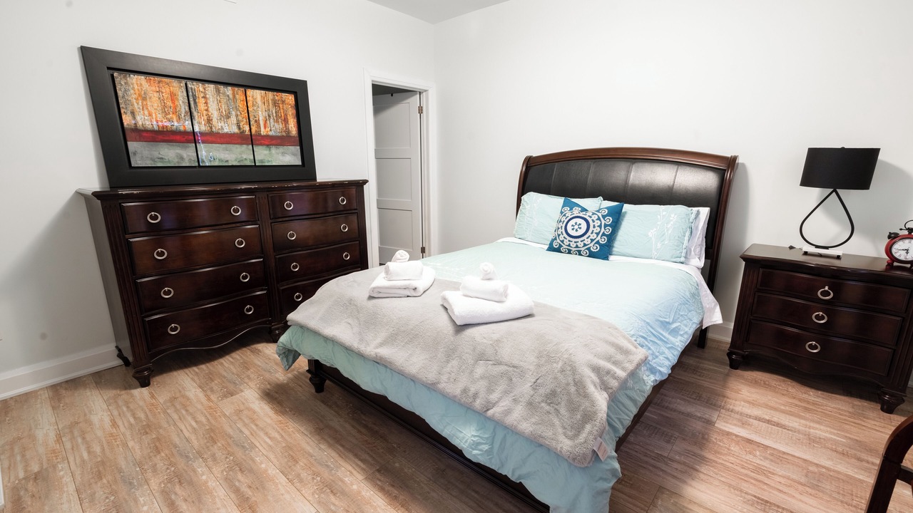 Photo of Bedroom in Thorold