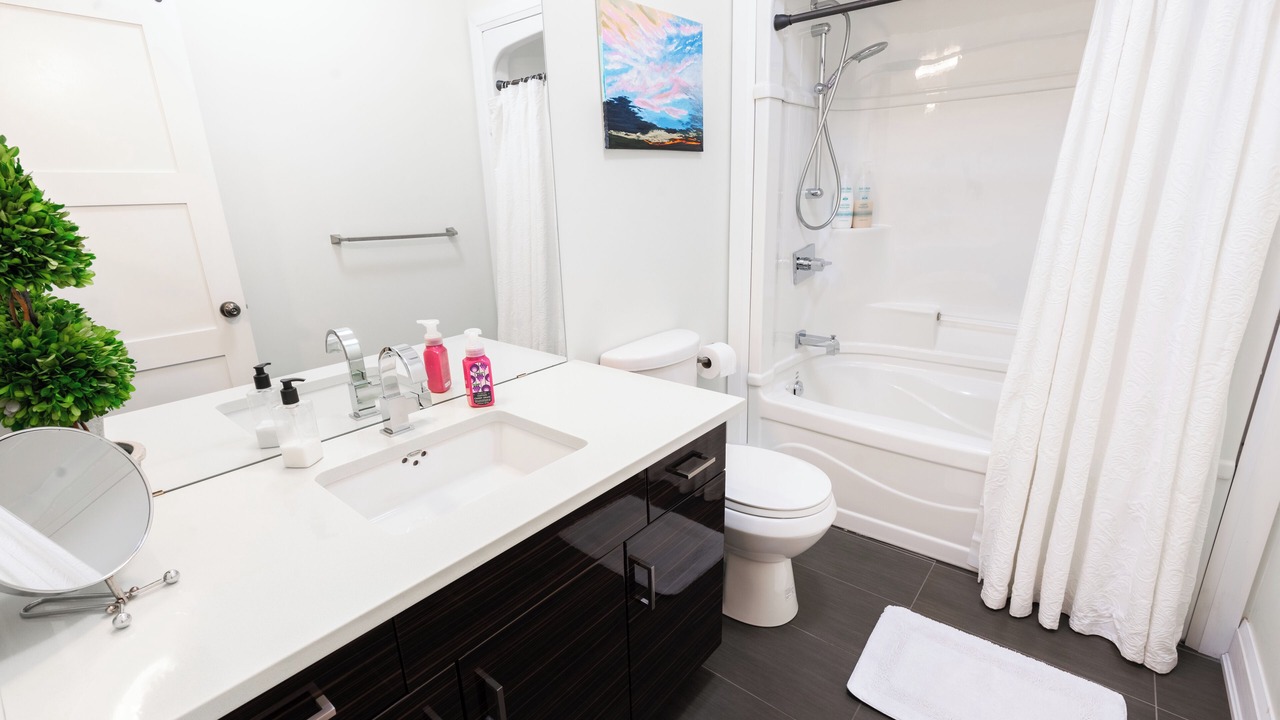 Photo of Bathroom in Thorold