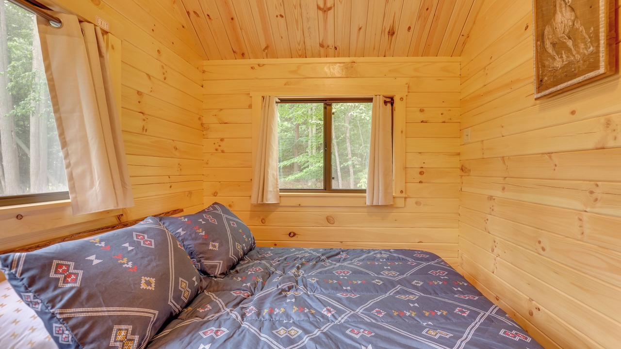 Photo of Bedroom in Cowanesque