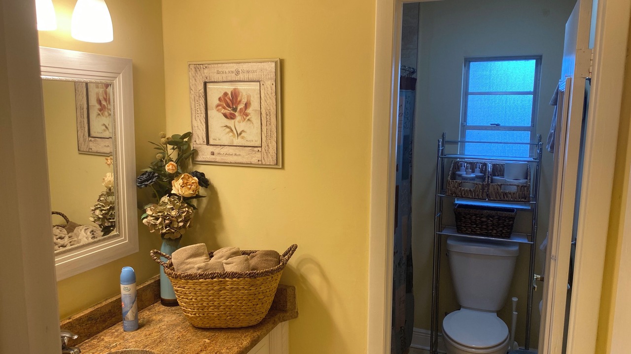 Photo of Bathroom in Lake Magdalene
