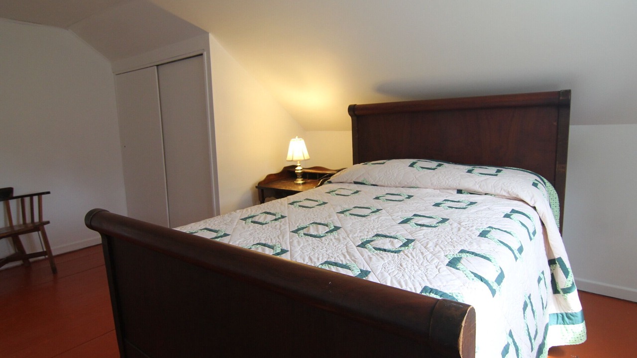 Photo of Bedroom in Picton