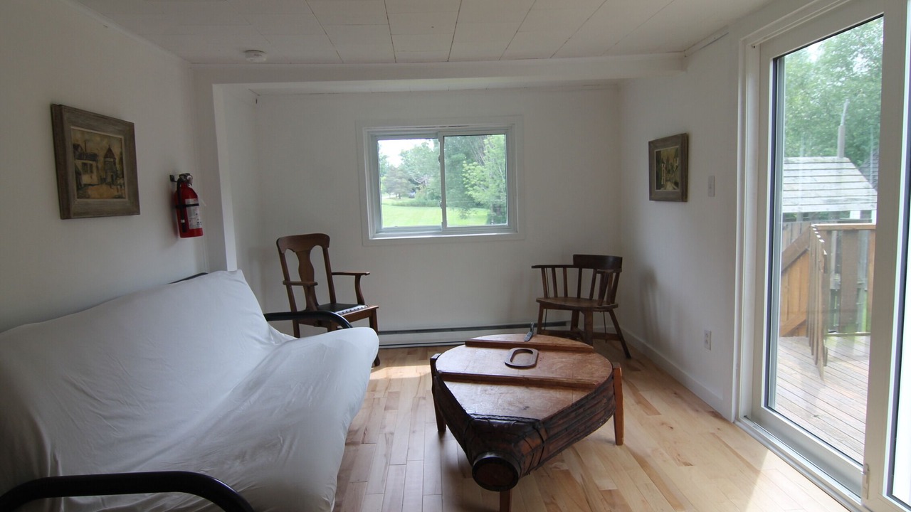 Photo of Livingroom in Picton