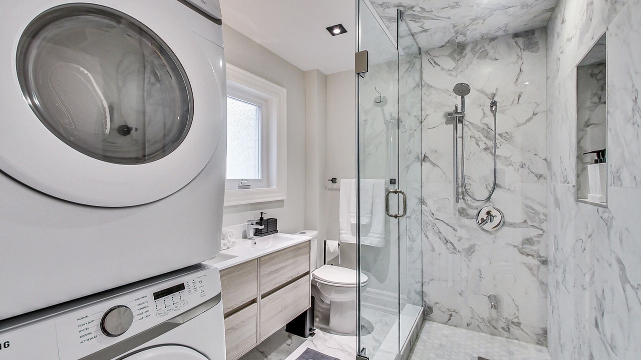 Photo of Bathroom in Yonge-Eglinton