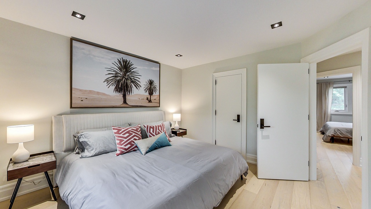 Photo of Bedroom in Yonge-Eglinton