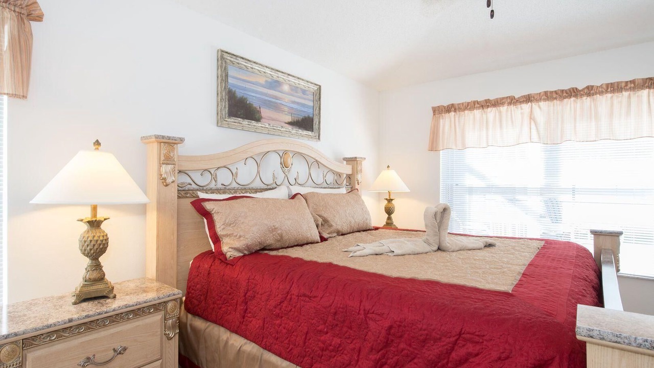 Photo of Bedroom in Seasons