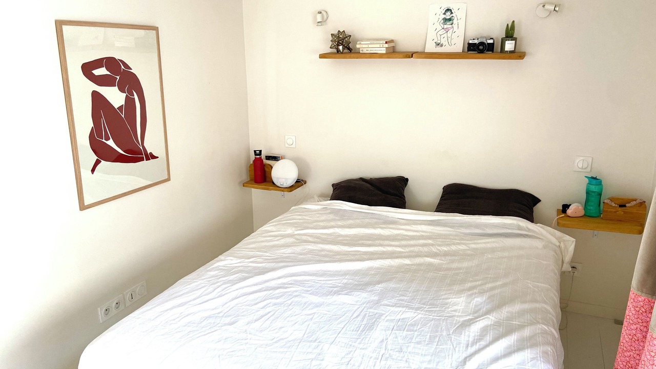 Photo of Bedroom in Combat