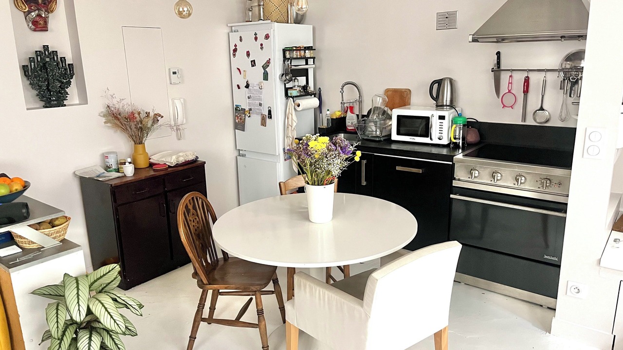 Photo of Kitchen in Combat