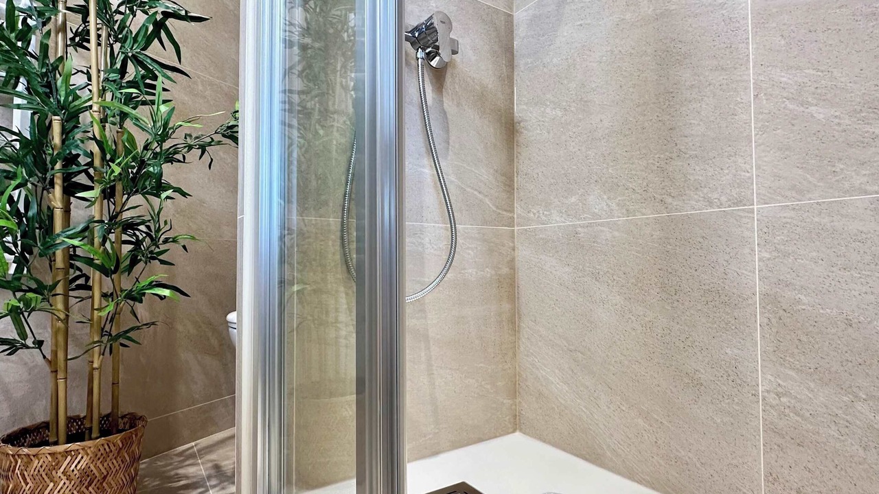 Photo of Bathroom in Butte-aux-Cailles