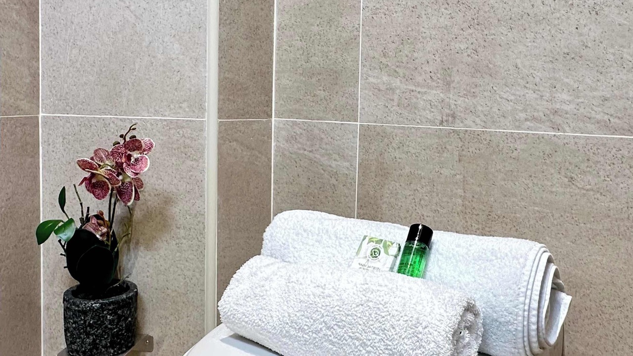 Photo of Bathroom in Butte-aux-Cailles