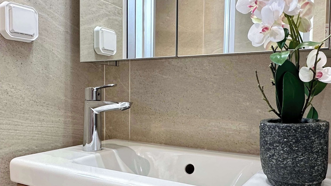 Photo of Bathroom in Butte-aux-Cailles