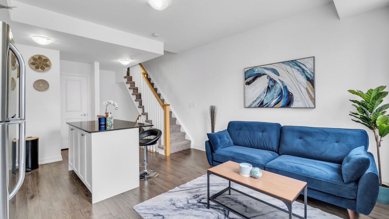 Photo of Livingroom in Downsview