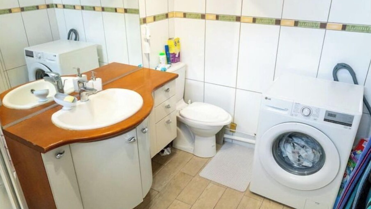 Photo of Bathroom in Issy-les-Moulineaux