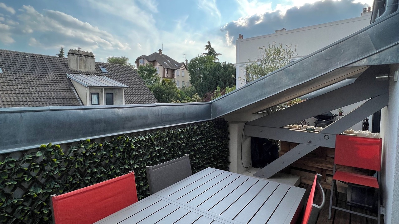 Photo of Outdoor in Suresnes