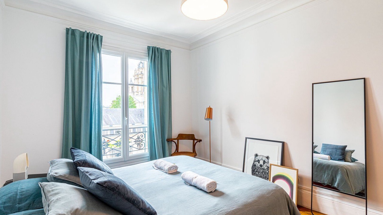 Photo of Bedroom in Val-de-Grace