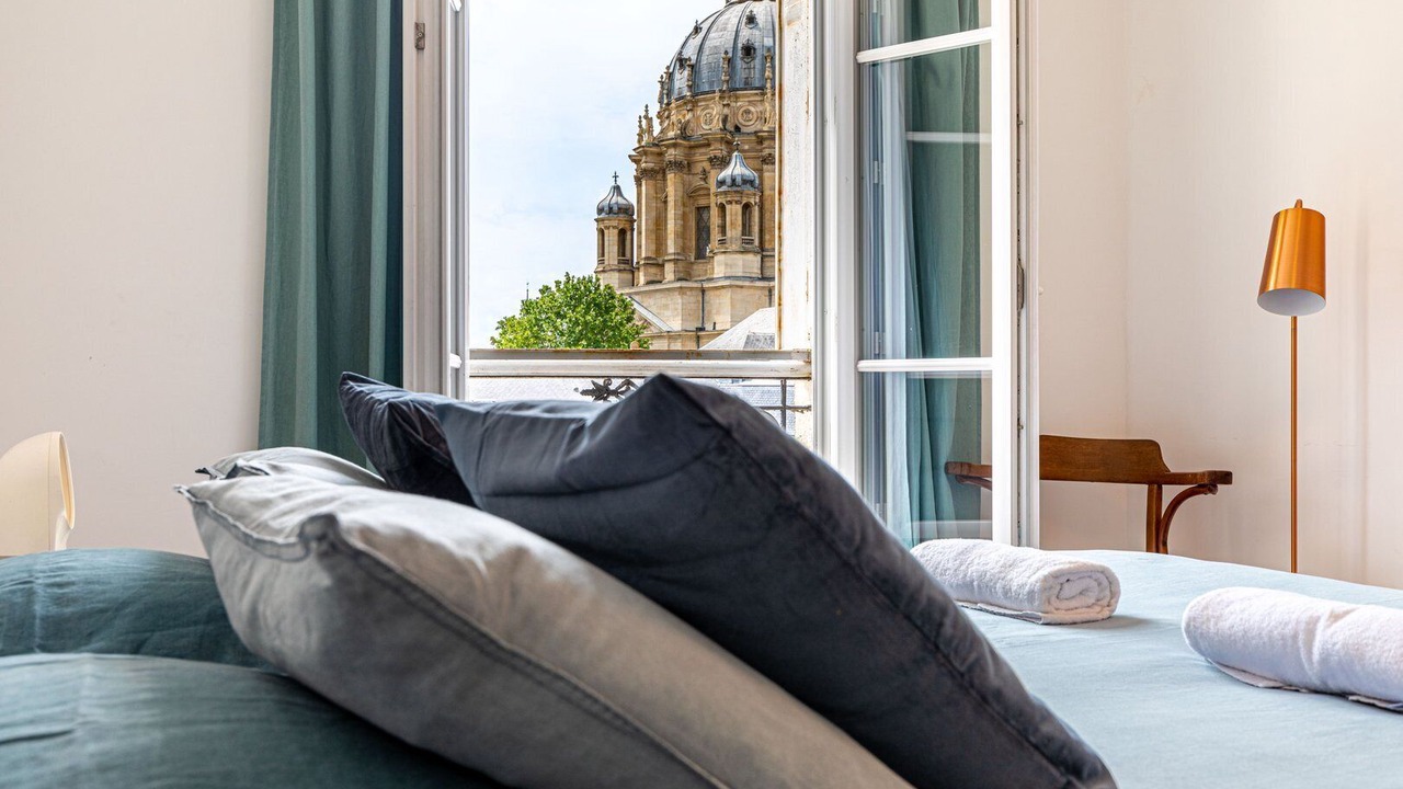 Photo of Bedroom in Val-de-Grace