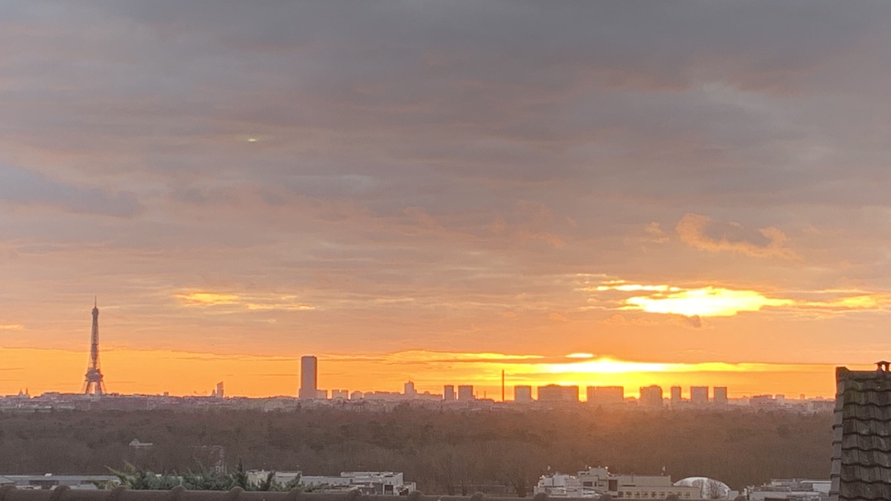 Photo of Others in Suresnes