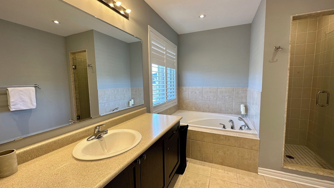 Photo of Bathroom in Meadowvale Village