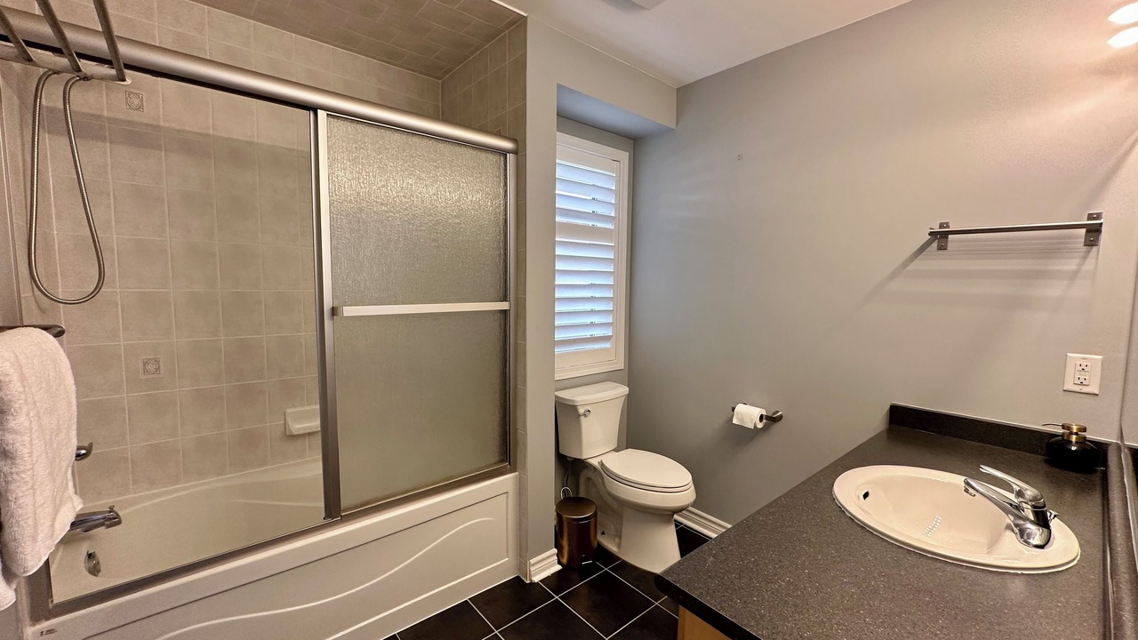 Photo of Bathroom in Meadowvale Village