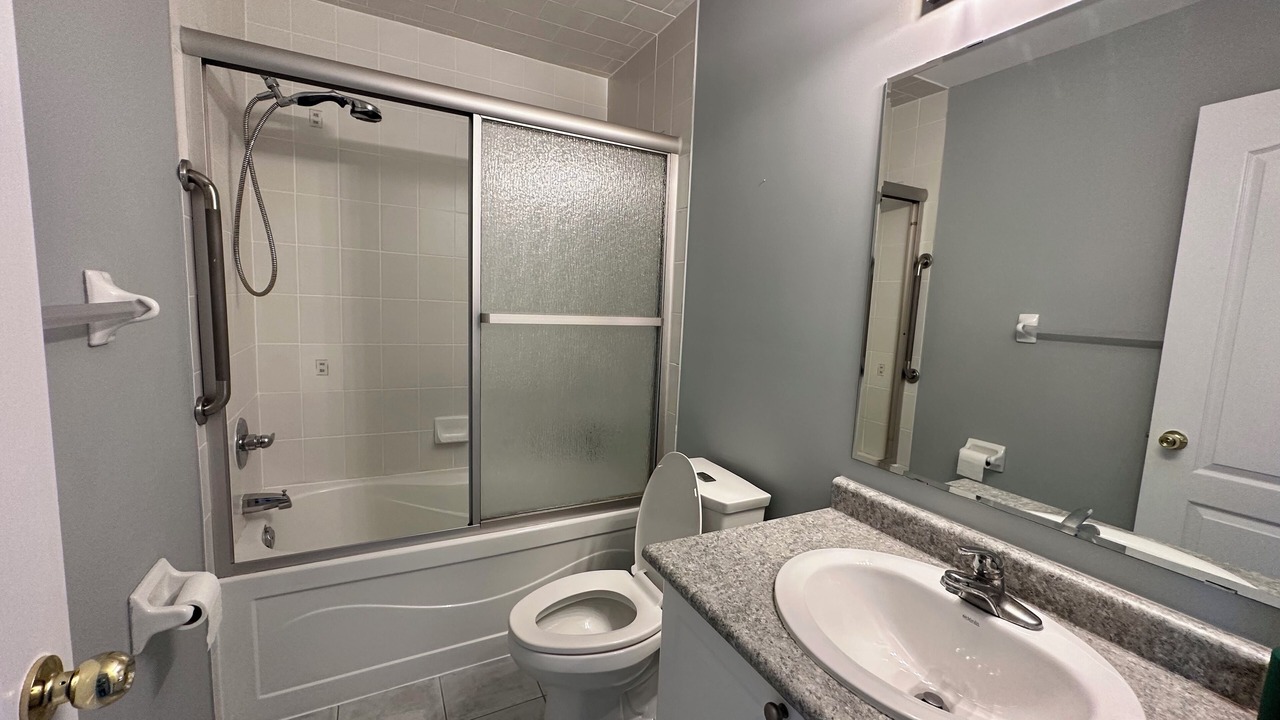 Photo of Bathroom in Meadowvale Village