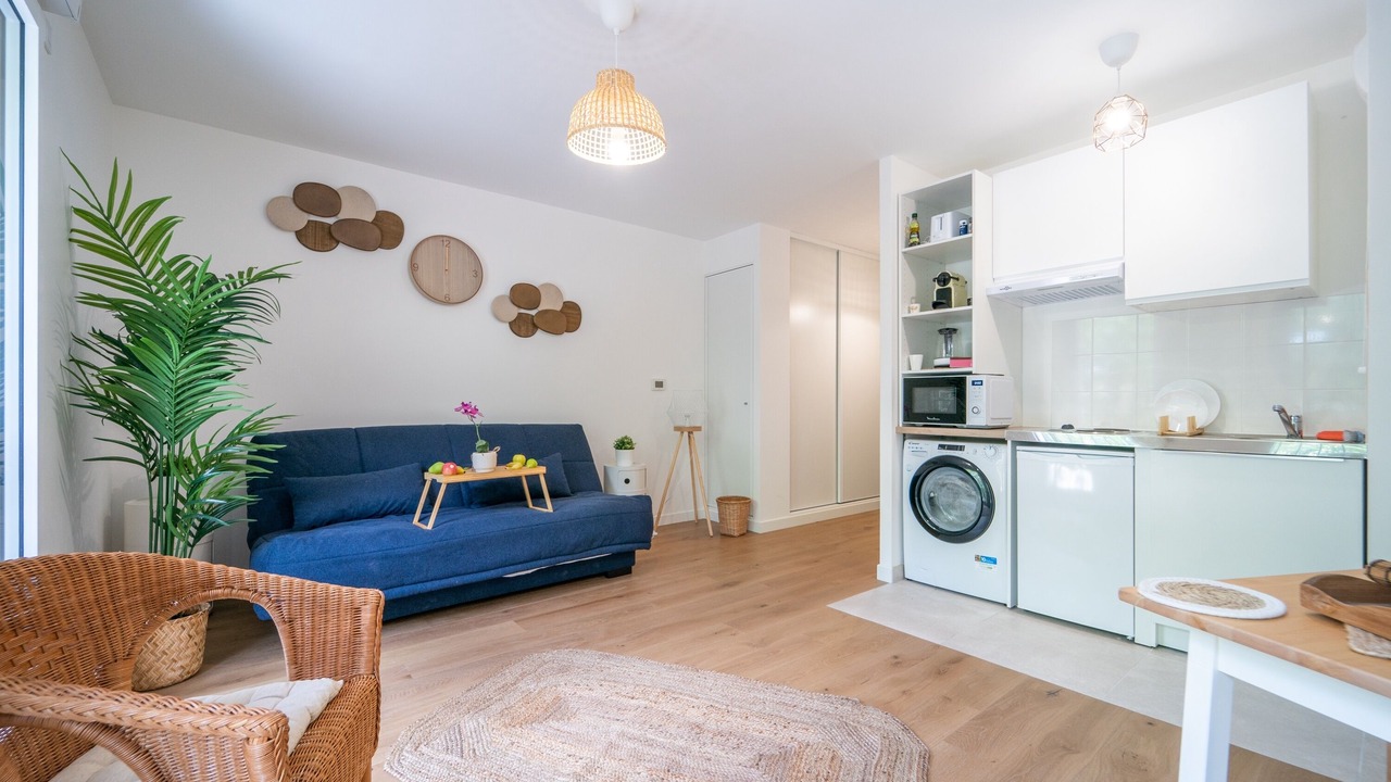 Photo of Livingroom in Rueil-Malmaison