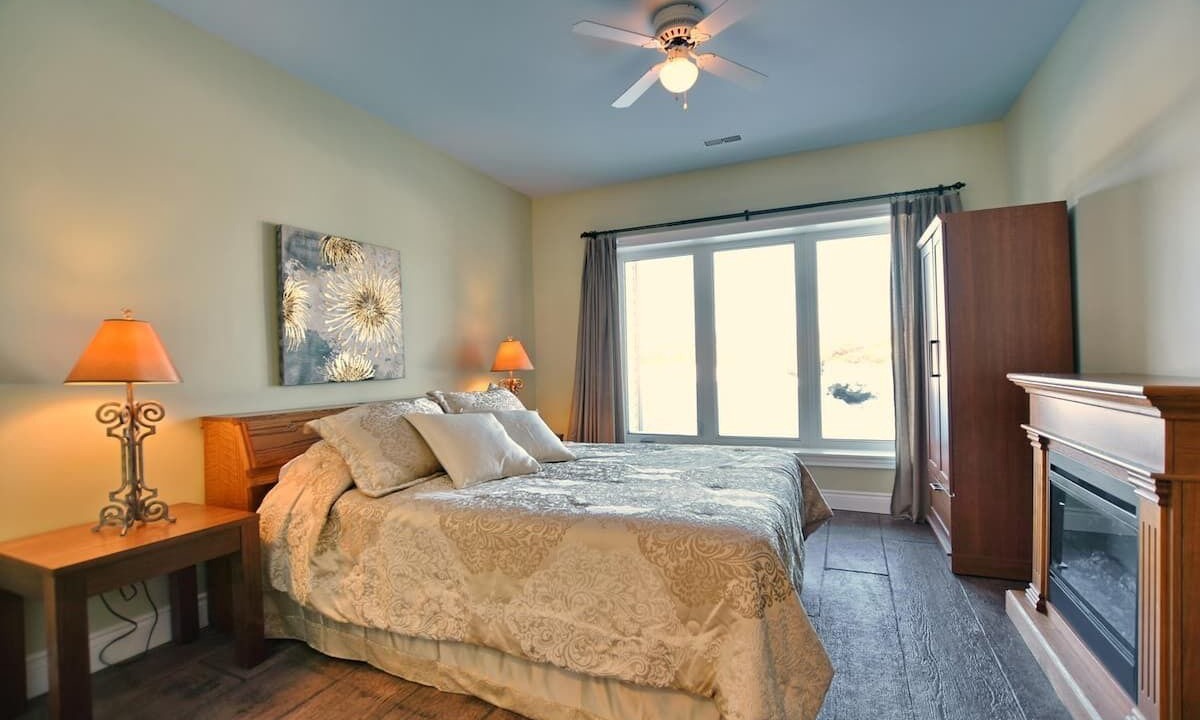 Photo of Bedroom in Meaford