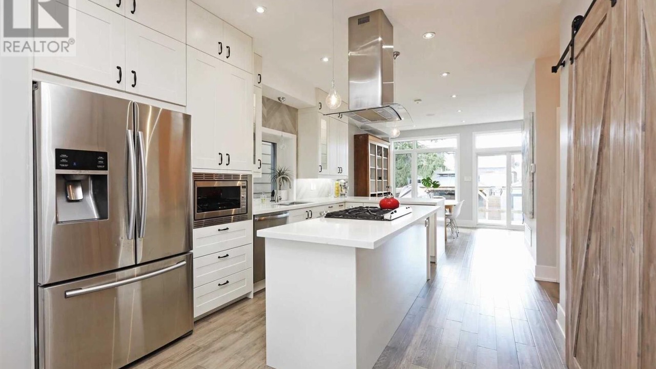 Photo of Kitchen in Woodbine - Lumsden