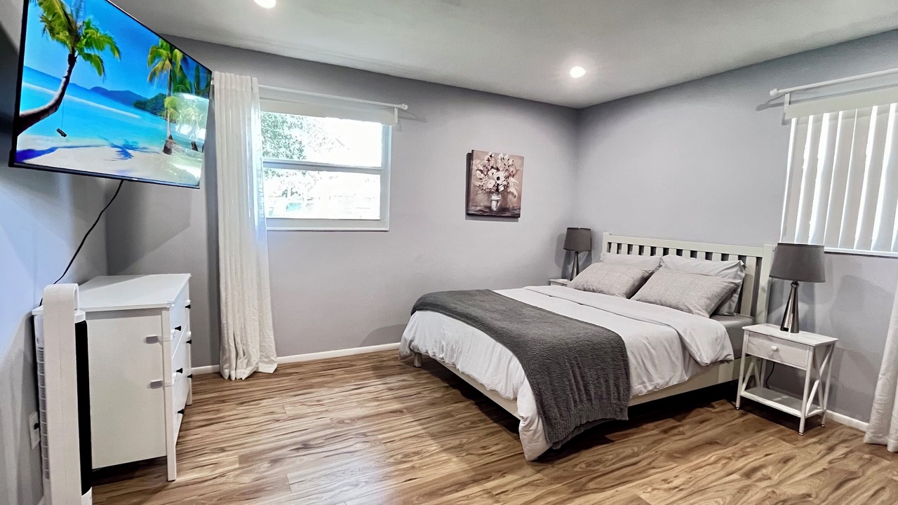 Photo of Bedroom in Harbor Heights