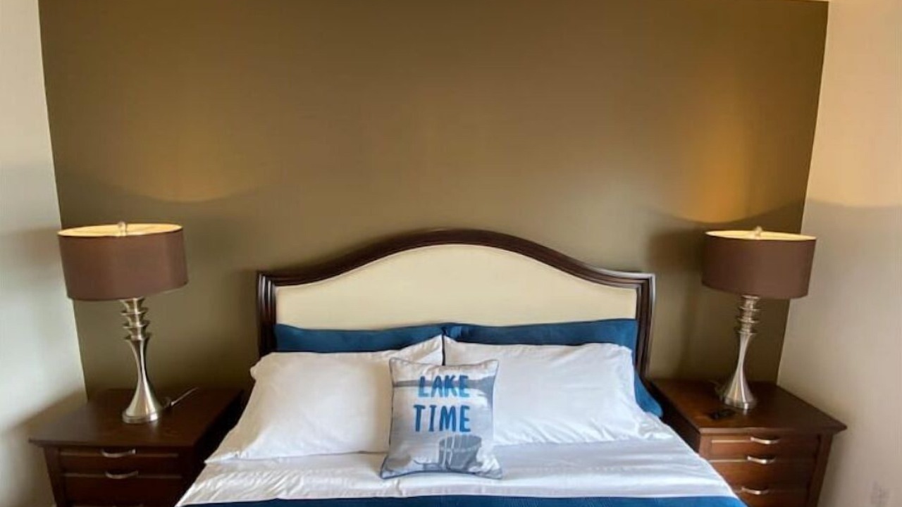 Photo of Bedroom in Amherstview