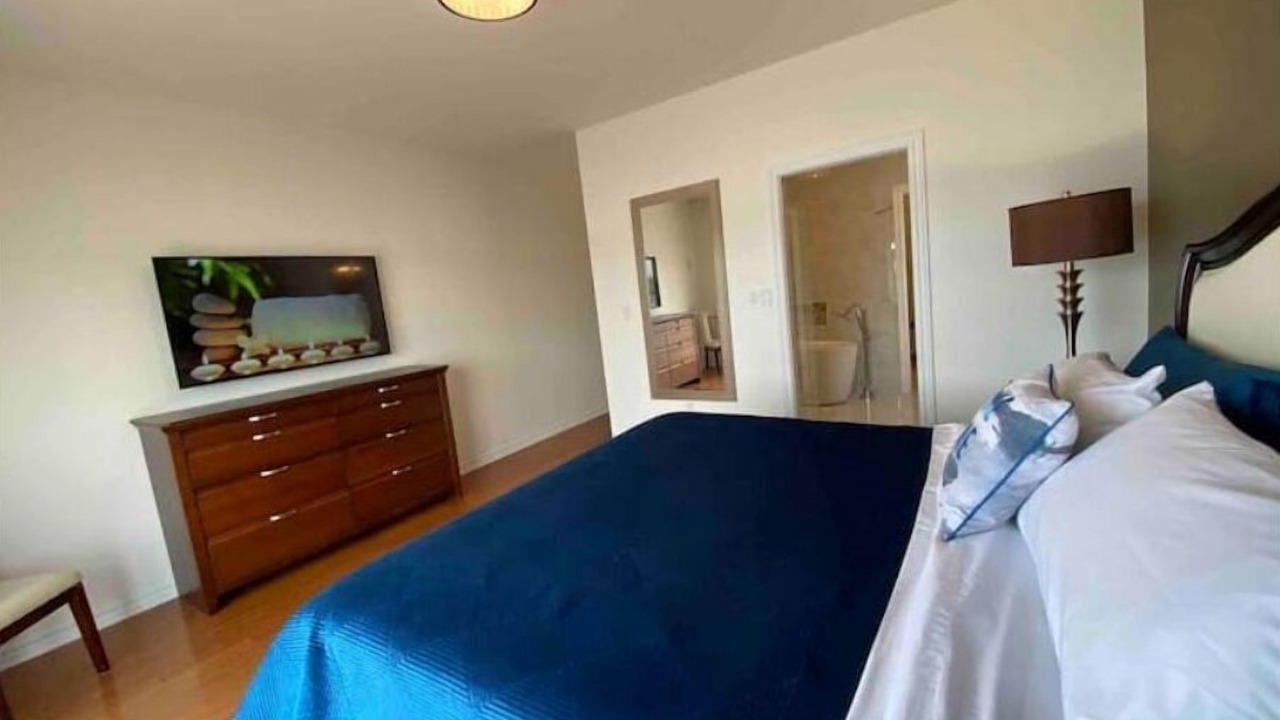Photo of Bedroom in Amherstview