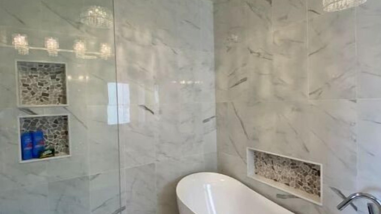 Photo of Bathroom in Amherstview