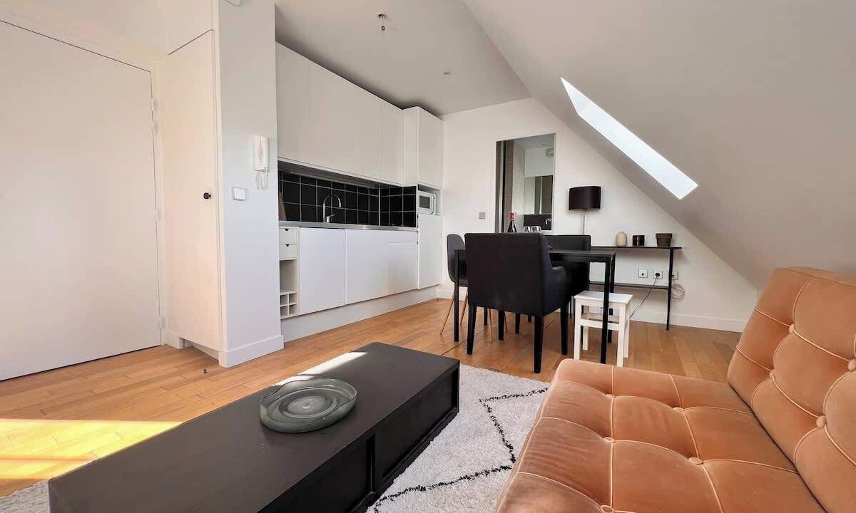 Photo of Livingroom in Quartier du Faubourg-Montmartre