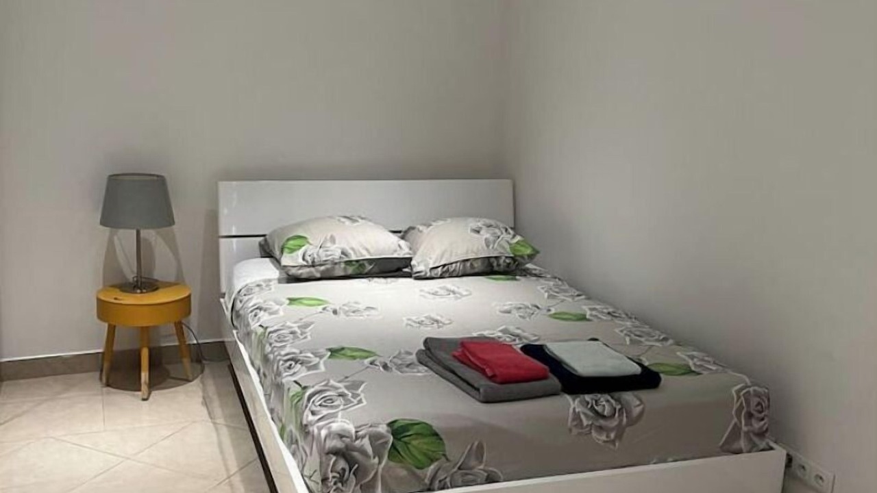 Photo of Bedroom in Les Puces de Saint-Ouen