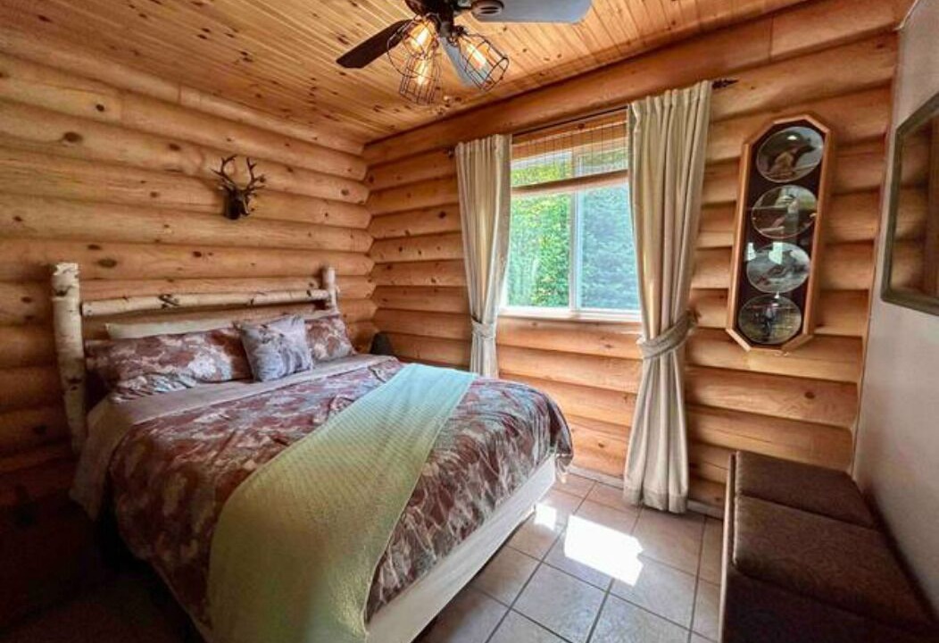 Photo of Bedroom in Unorganized Centre Parry Sound