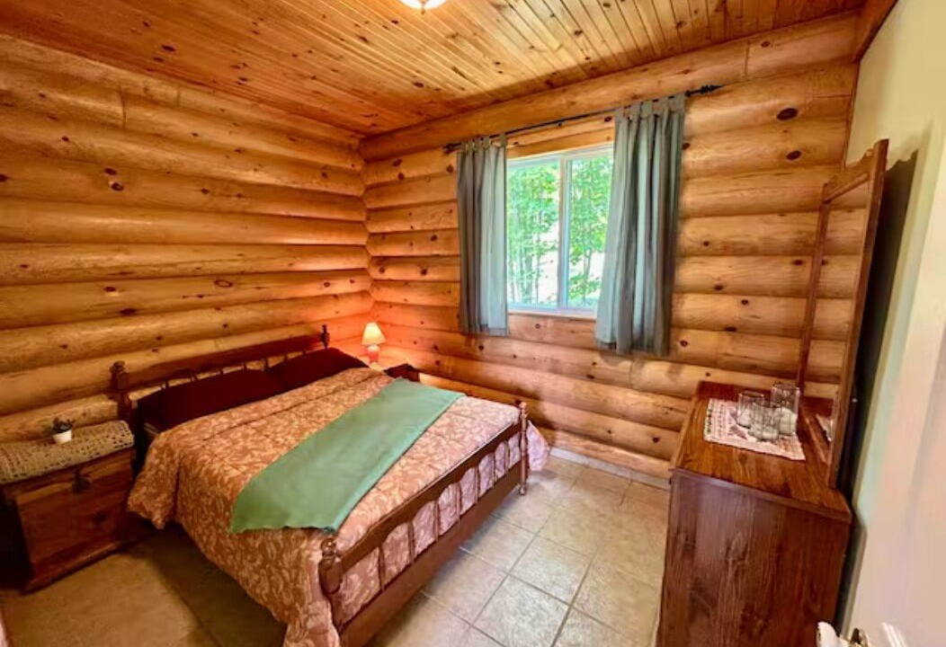 Photo of Bedroom in Unorganized Centre Parry Sound