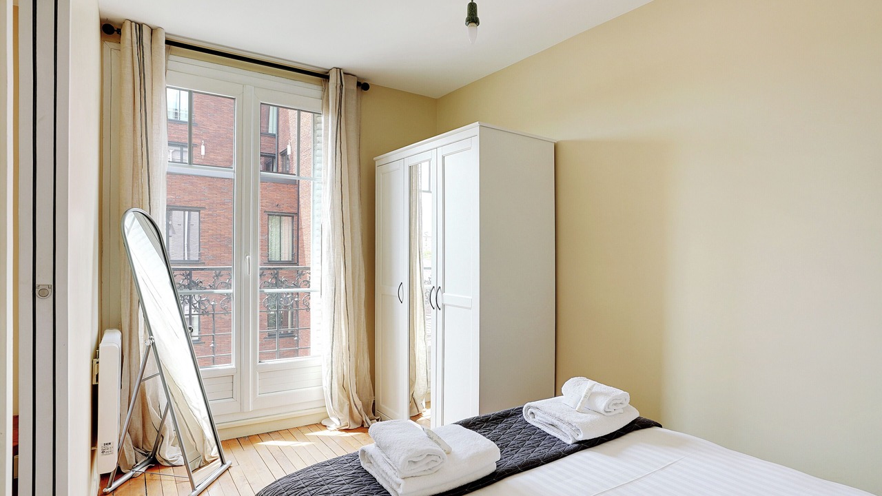 Photo of Bedroom in Les Puces de Saint-Ouen