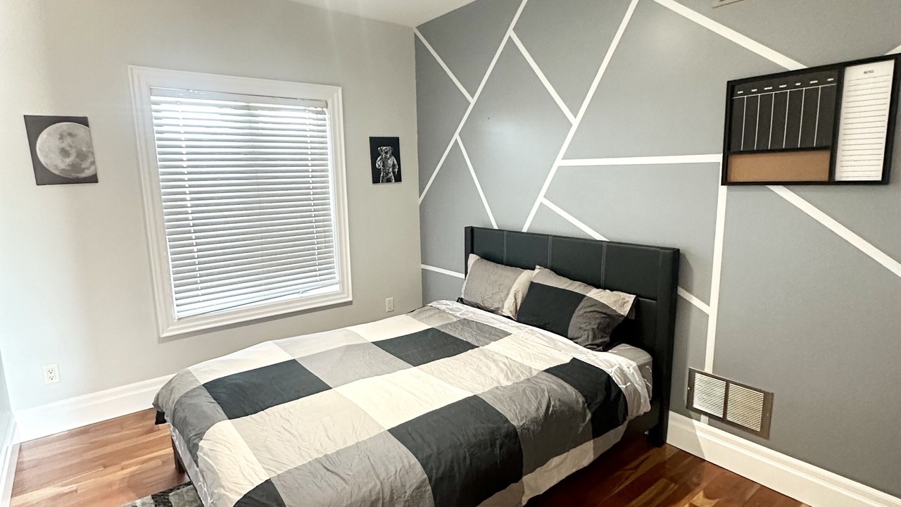 Photo of Bedroom in Adjala-Tosorontio