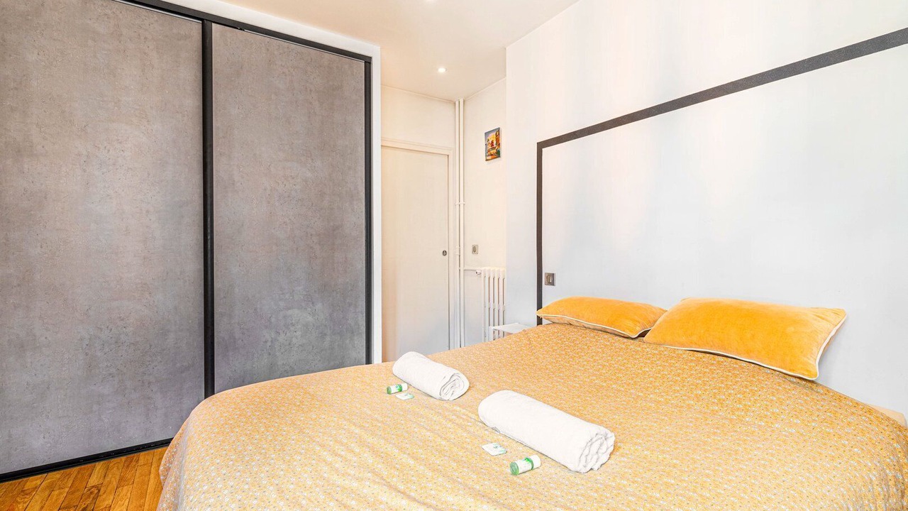 Photo of Bedroom in Grenelle