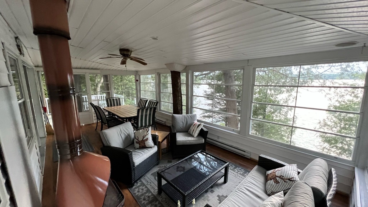 Photo of Livingroom in Burnt River
