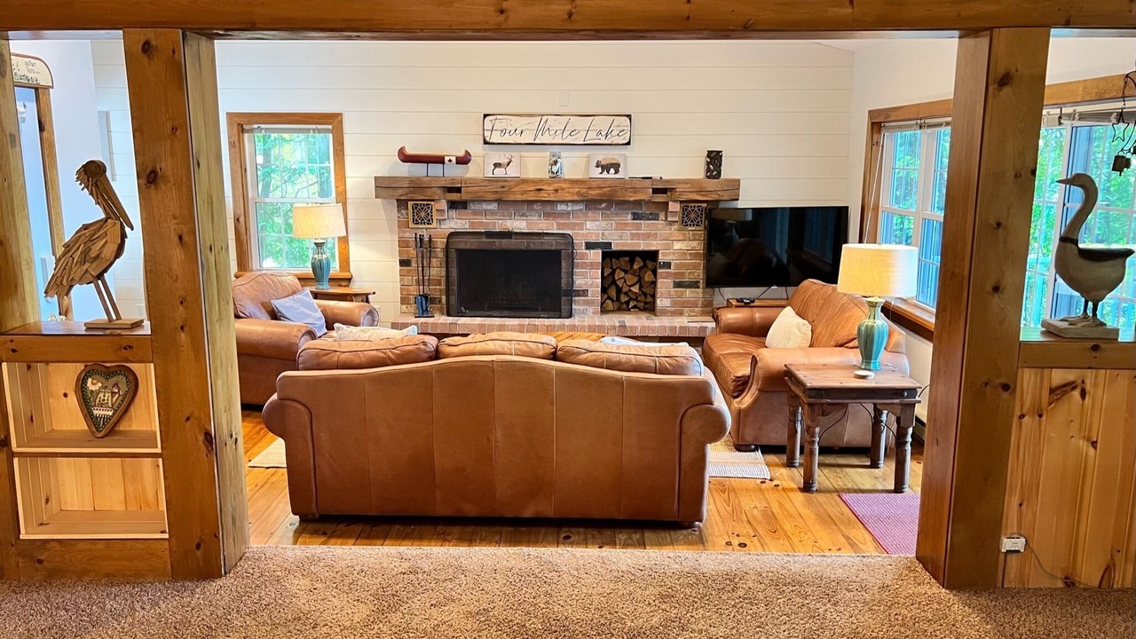 Photo of Livingroom in Burnt River